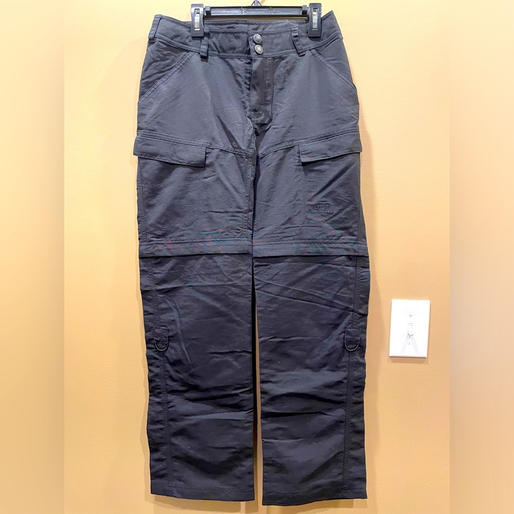 The North Face convertible cargo pants size 2